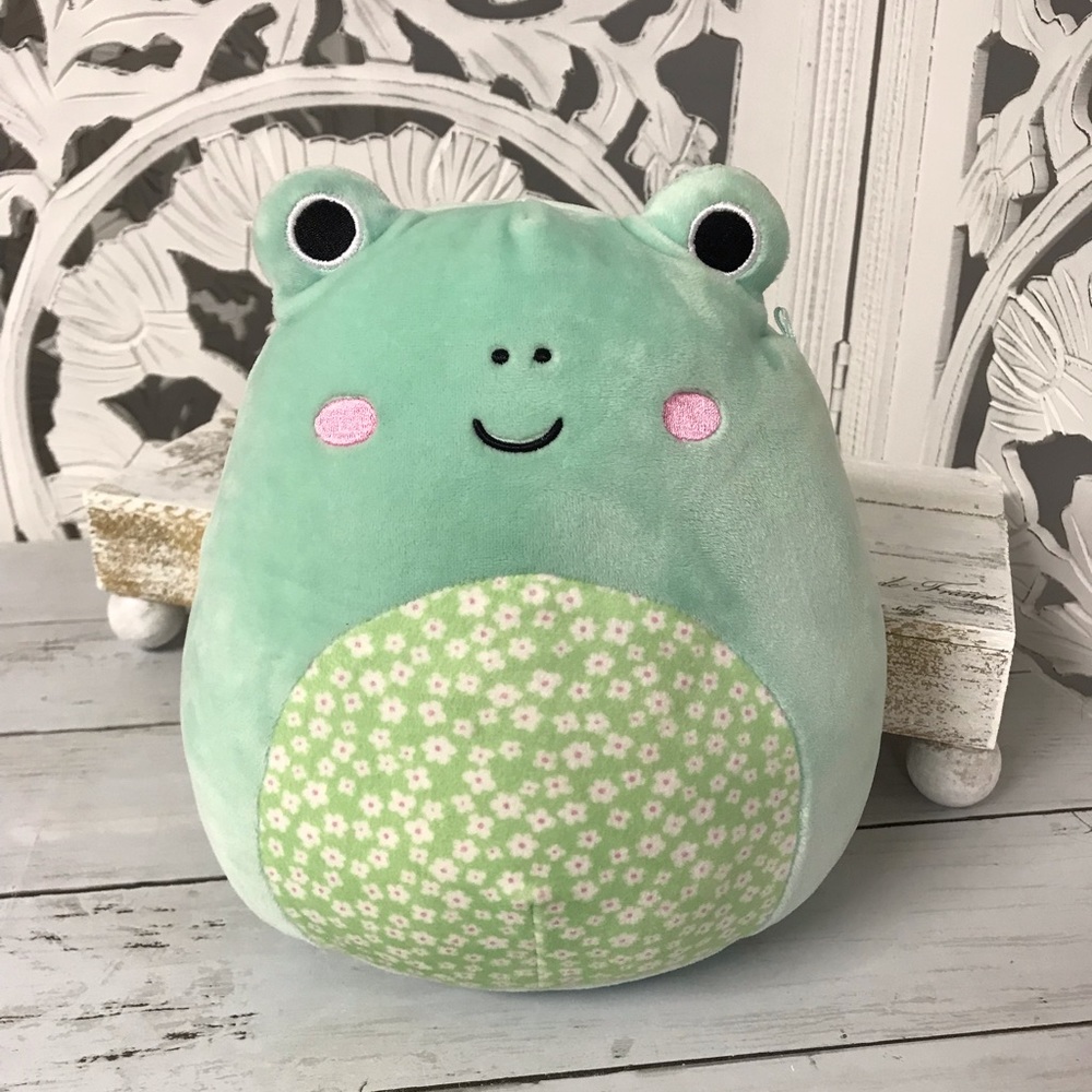 Squishmallows “Wendy” the Frog with Floral Print